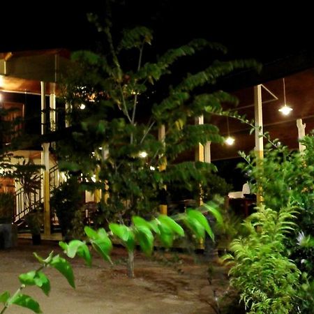 Sunntop Cabana Trincomalee Exteriör bild