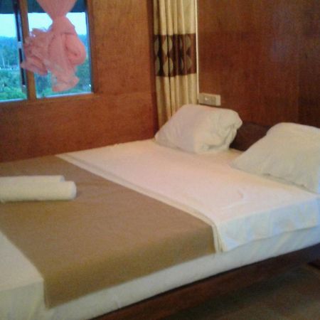 Sunntop Cabana Trincomalee Exteriör bild