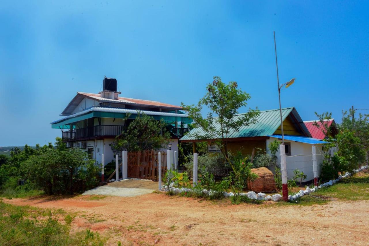 Sunntop Cabana Trincomalee Exteriör bild