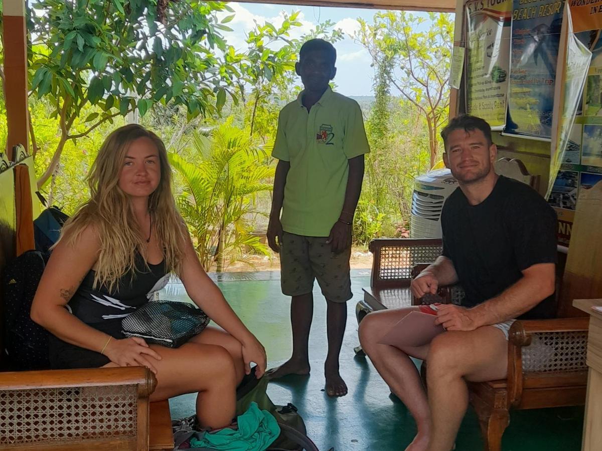 Sunntop Cabana Trincomalee Exteriör bild