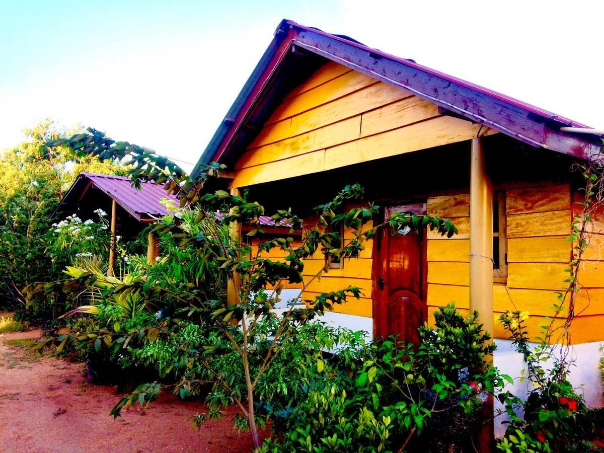 Sunntop Cabana Trincomalee Exteriör bild